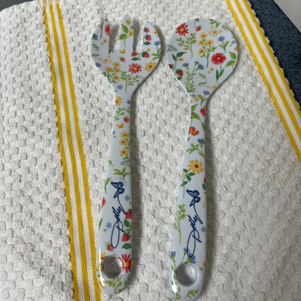 Dolly Parton Melamine "Wildflowers" Salad Serving (Set of 2) Spoon & Fork